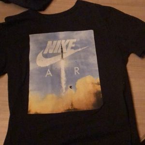 Men’s nike air tee